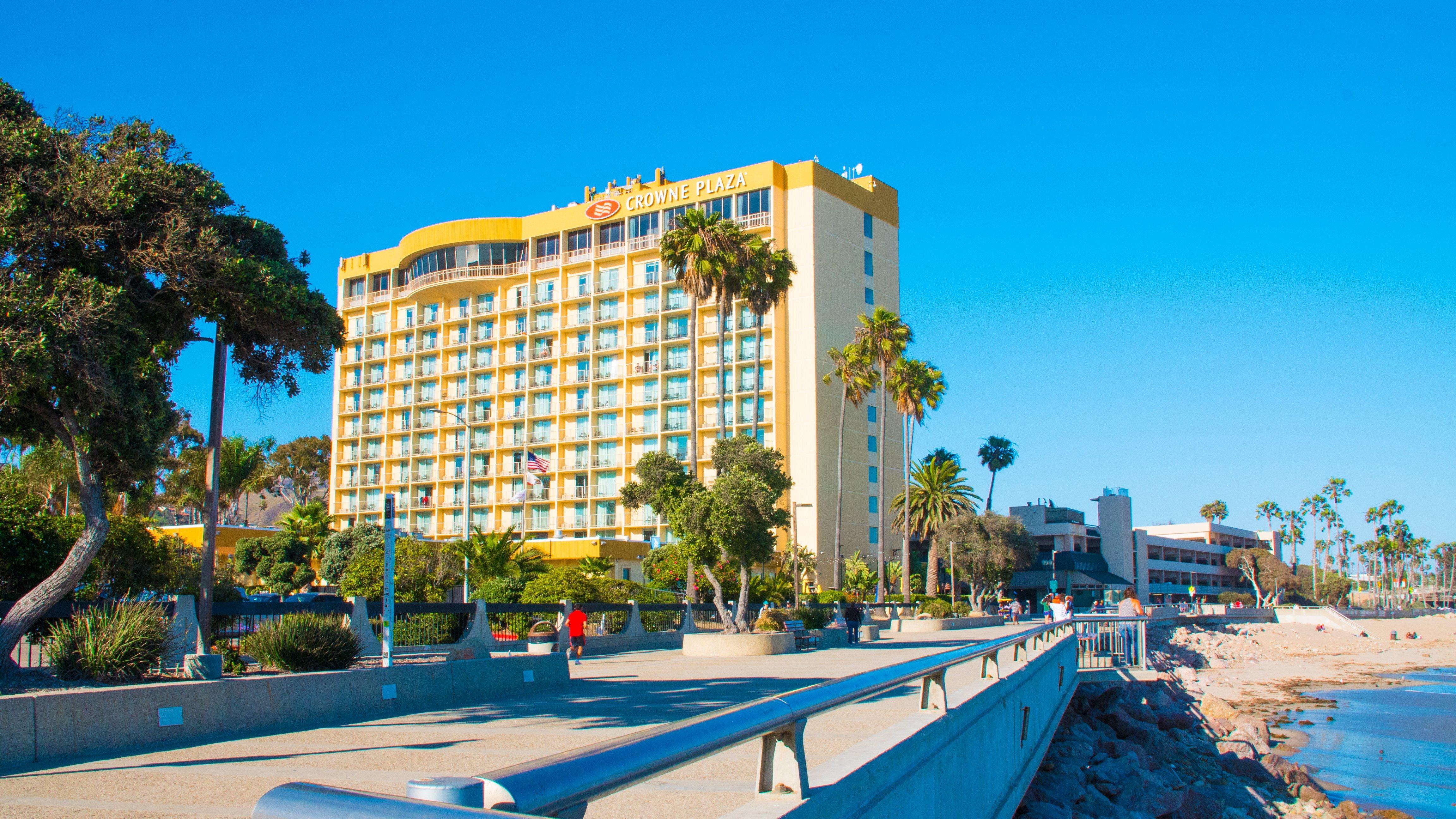 Crowne Plaza Ventura Beach By Ihg Ngoại thất bức ảnh