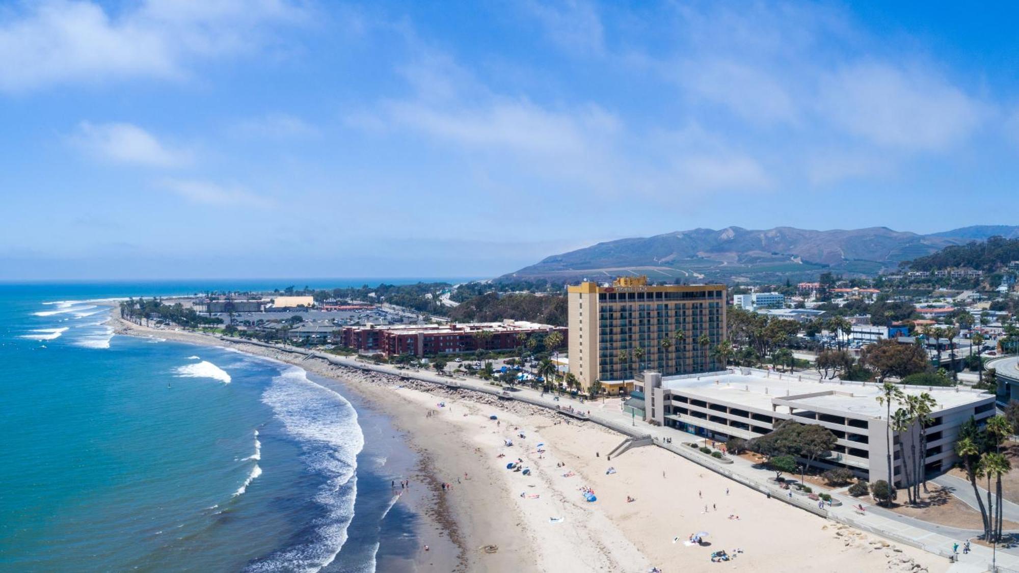 Crowne Plaza Ventura Beach By Ihg Ngoại thất bức ảnh